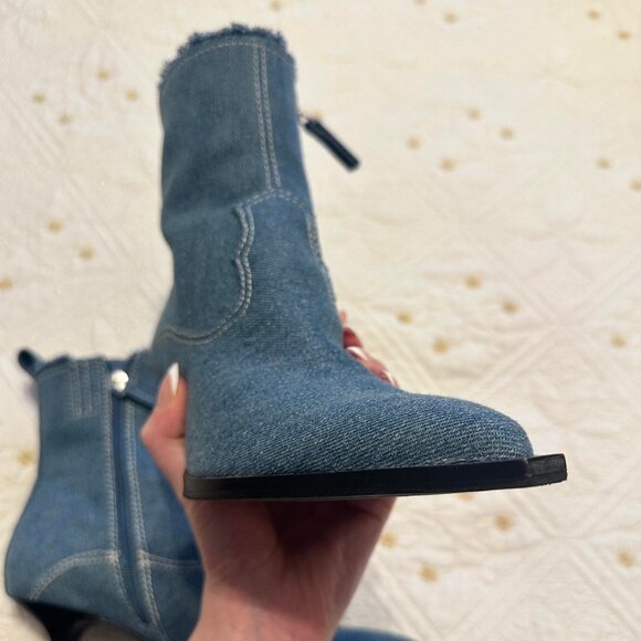 Dolce Vita Austin Boots - Picture 10 of 10